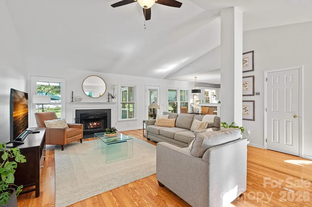 154 Quiet Cove Road Mooresville NC 28117