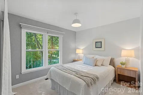 154 Quiet Cove Road Mooresville NC 28117