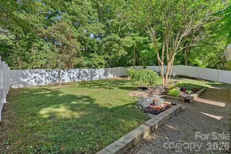 154 Quiet Cove Road Mooresville NC 28117