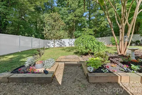 154 Quiet Cove Road Mooresville NC 28117