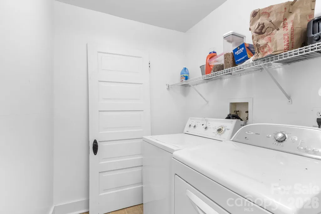 33 Vance Avenue Black Mountain NC 28711