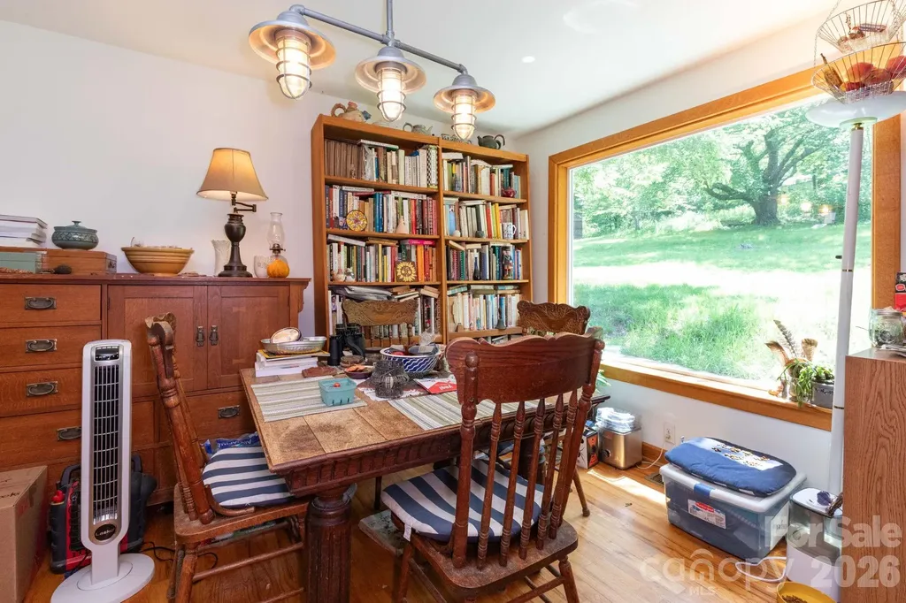 329 N Fork Road Barnardsville NC 28709