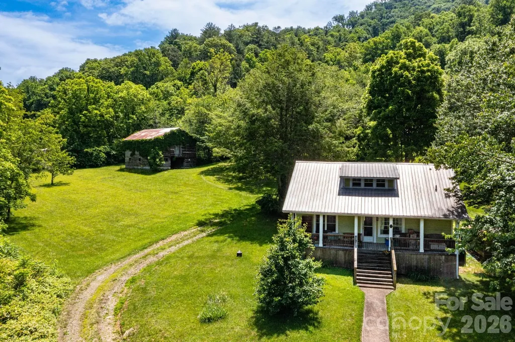 329 N Fork Road Barnardsville NC 28709