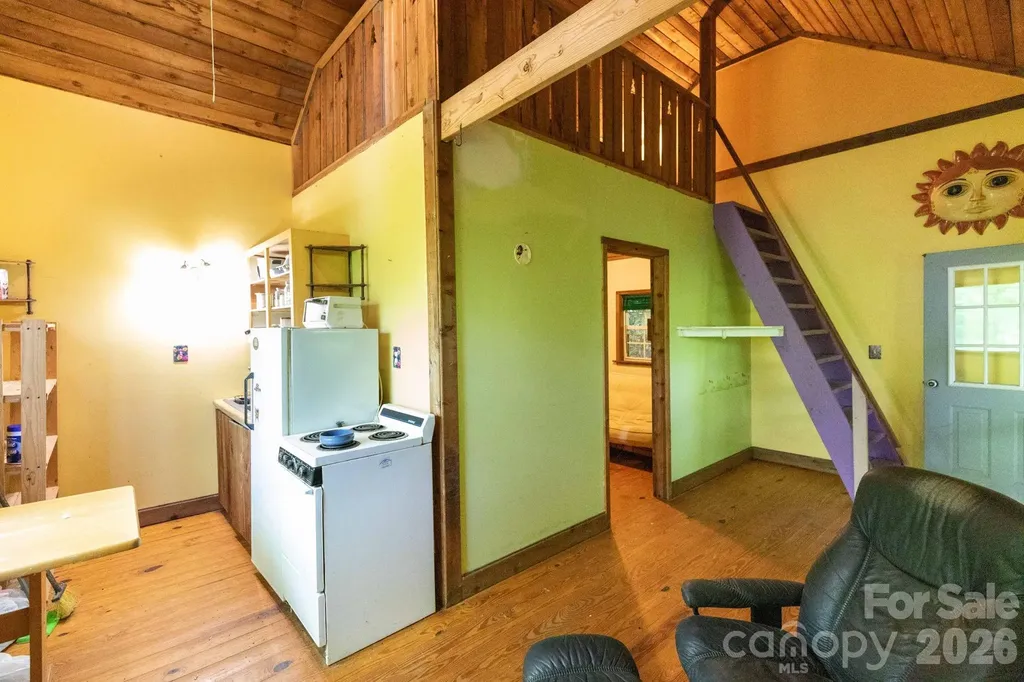 329 N Fork Road Barnardsville NC 28709