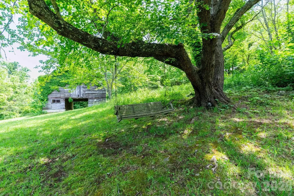 329 N Fork Road Barnardsville NC 28709
