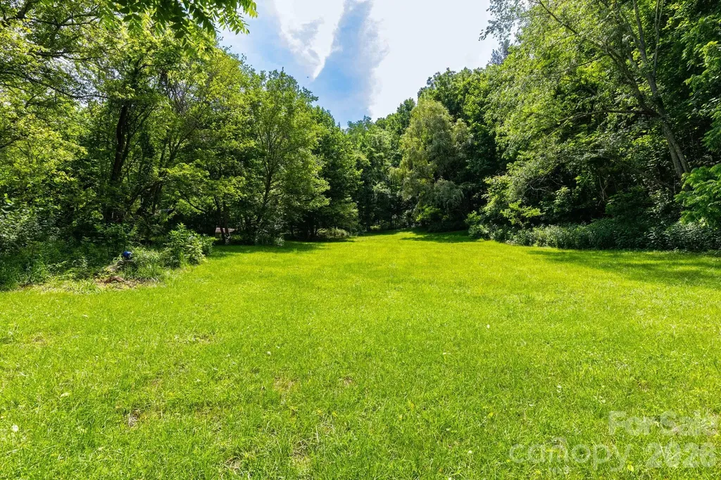 329 N Fork Road Barnardsville NC 28709