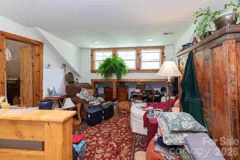 329 N Fork Road Barnardsville NC 28709
