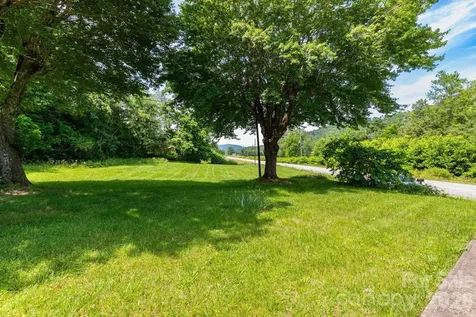 329 N Fork Road Barnardsville NC 28709
