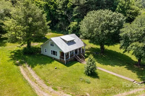 329 N Fork Road Barnardsville NC 28709