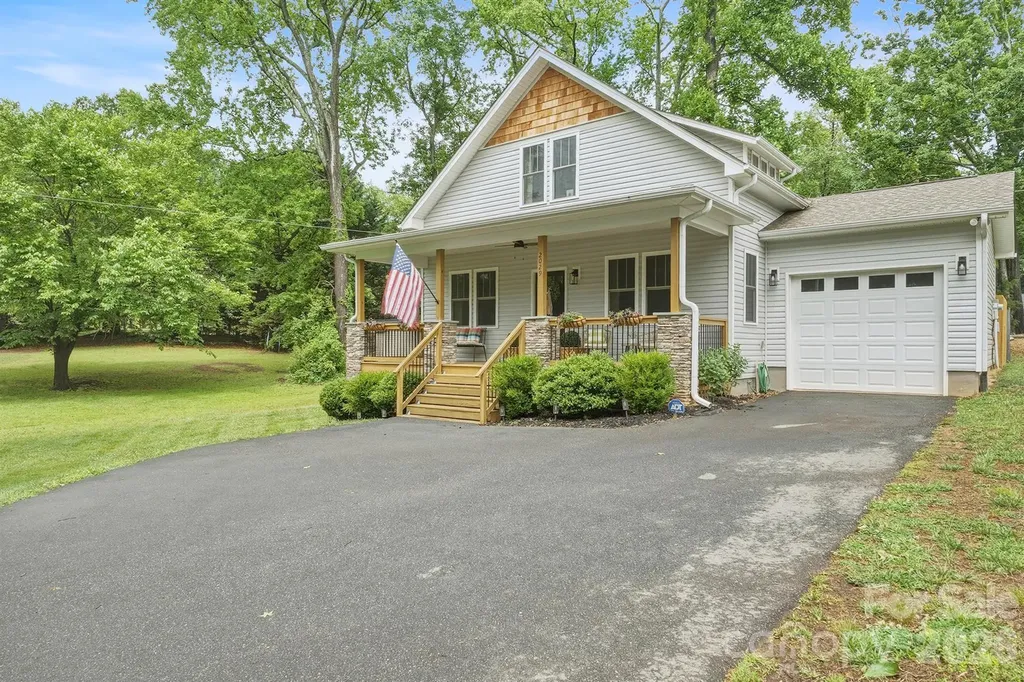 2029 Bost Street Lincolnton NC 28092