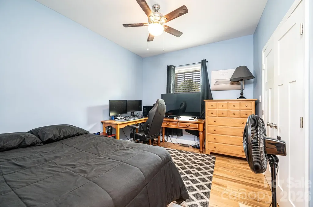 1092 33rd Avenue Loop NE Hickory NC 28601