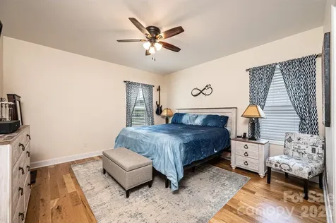 1092 33rd Avenue Loop NE Hickory NC 28601