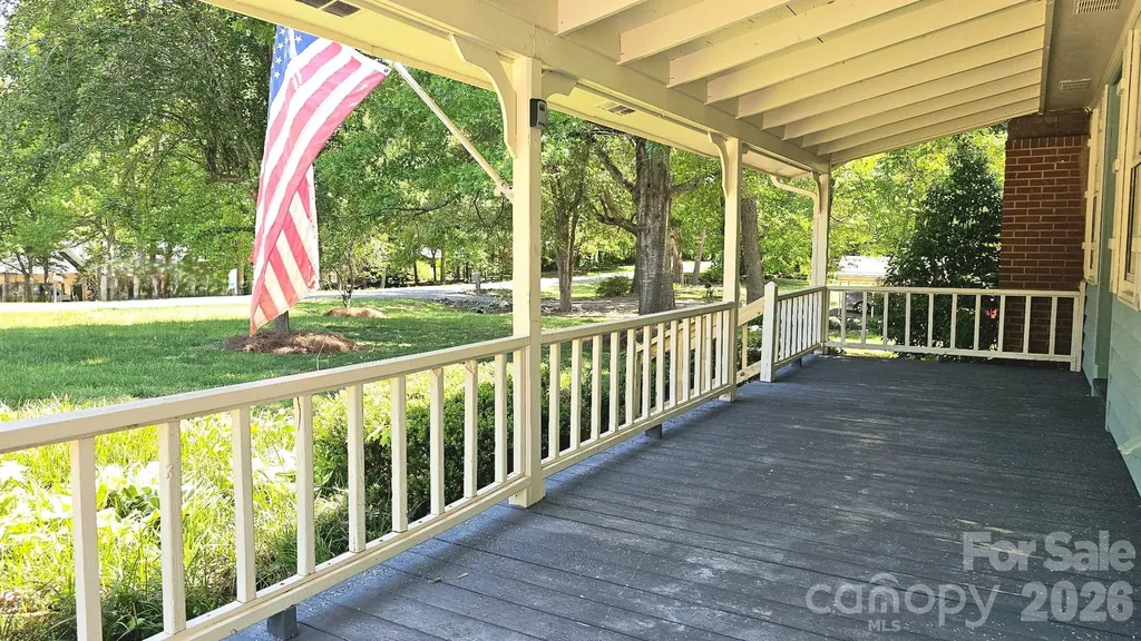 6016 Indian Brook Drive Matthews NC 28104