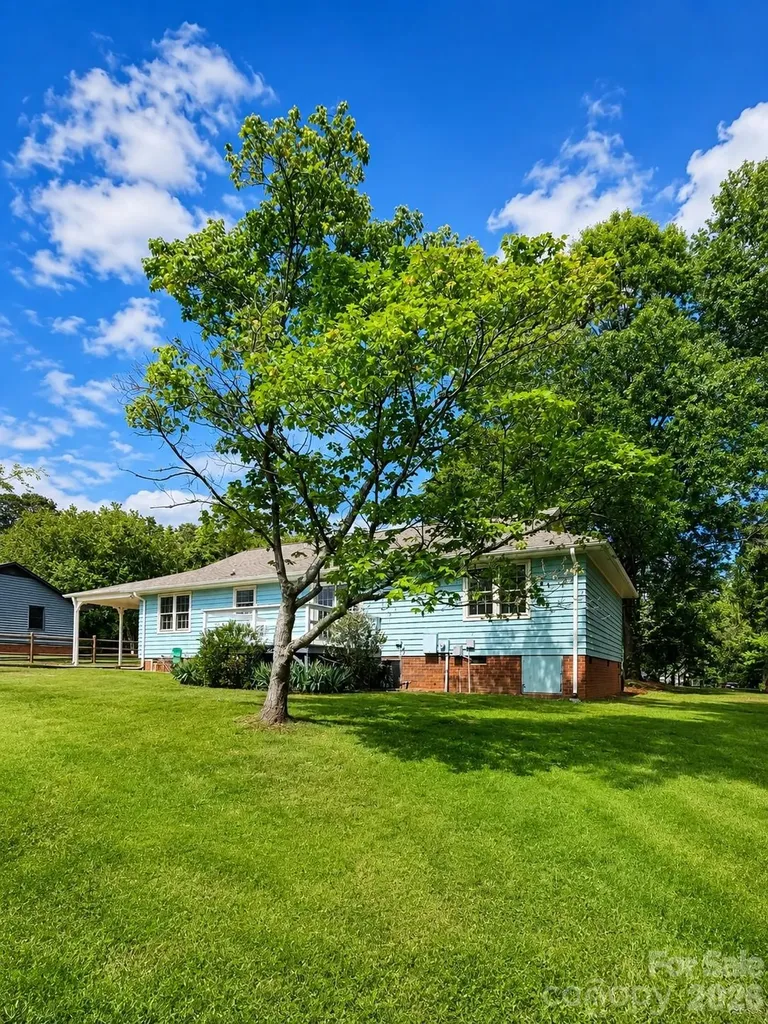 6016 Indian Brook Drive Matthews NC 28104