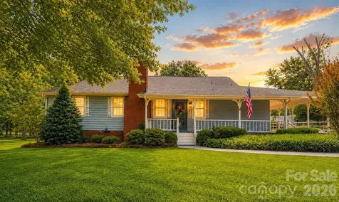 6016 Indian Brook Drive Matthews NC 28104