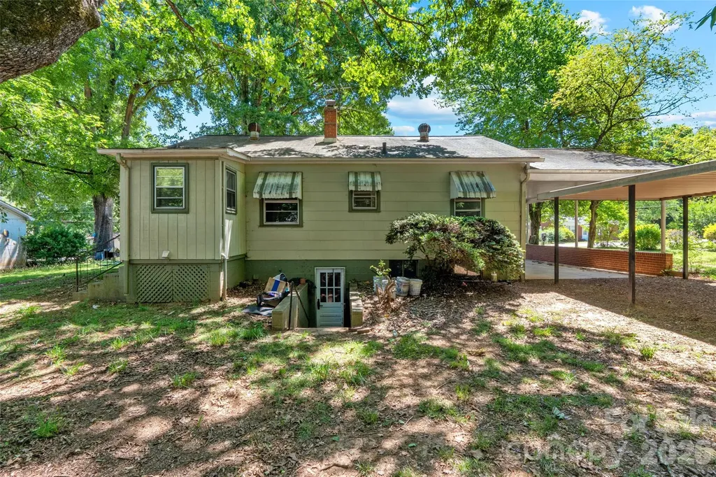 412 Eastside Drive Statesville NC 28625