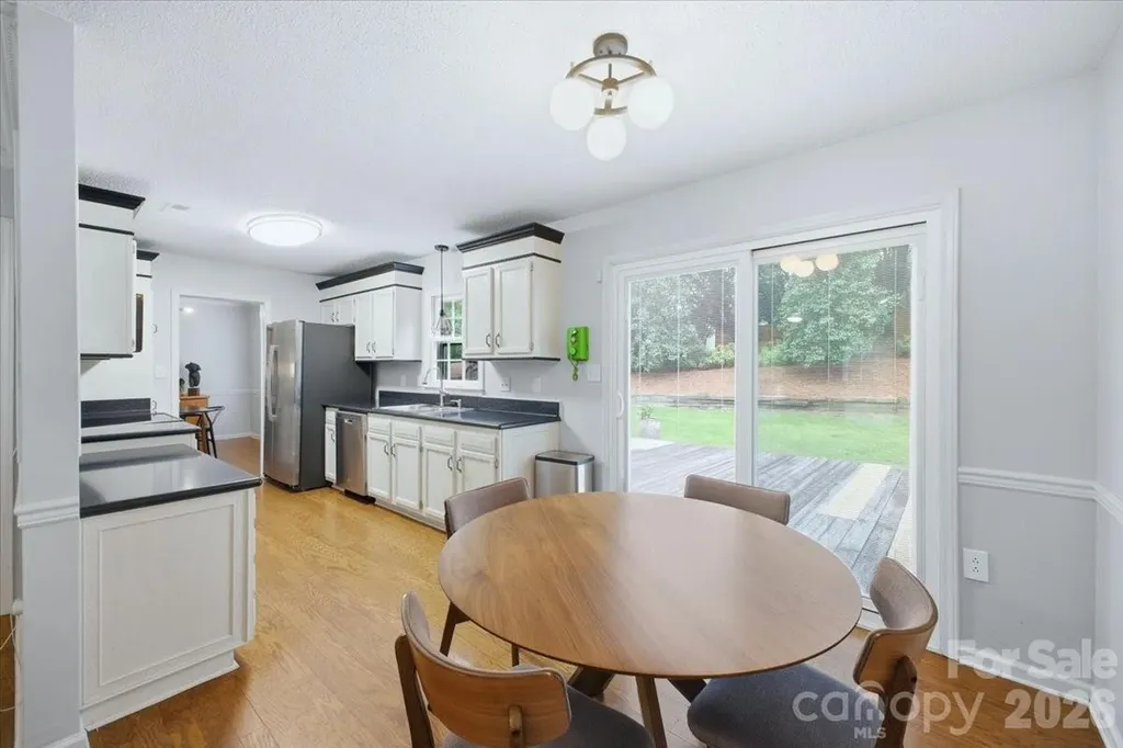 2726 Heidleburg Lane Charlotte NC 28210