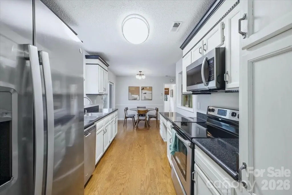 2726 Heidleburg Lane Charlotte NC 28210