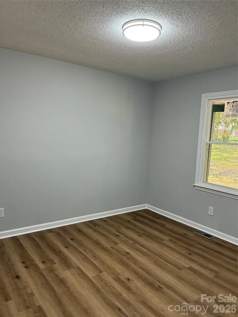 103 Sunset Lane Bessemer City NC 28016