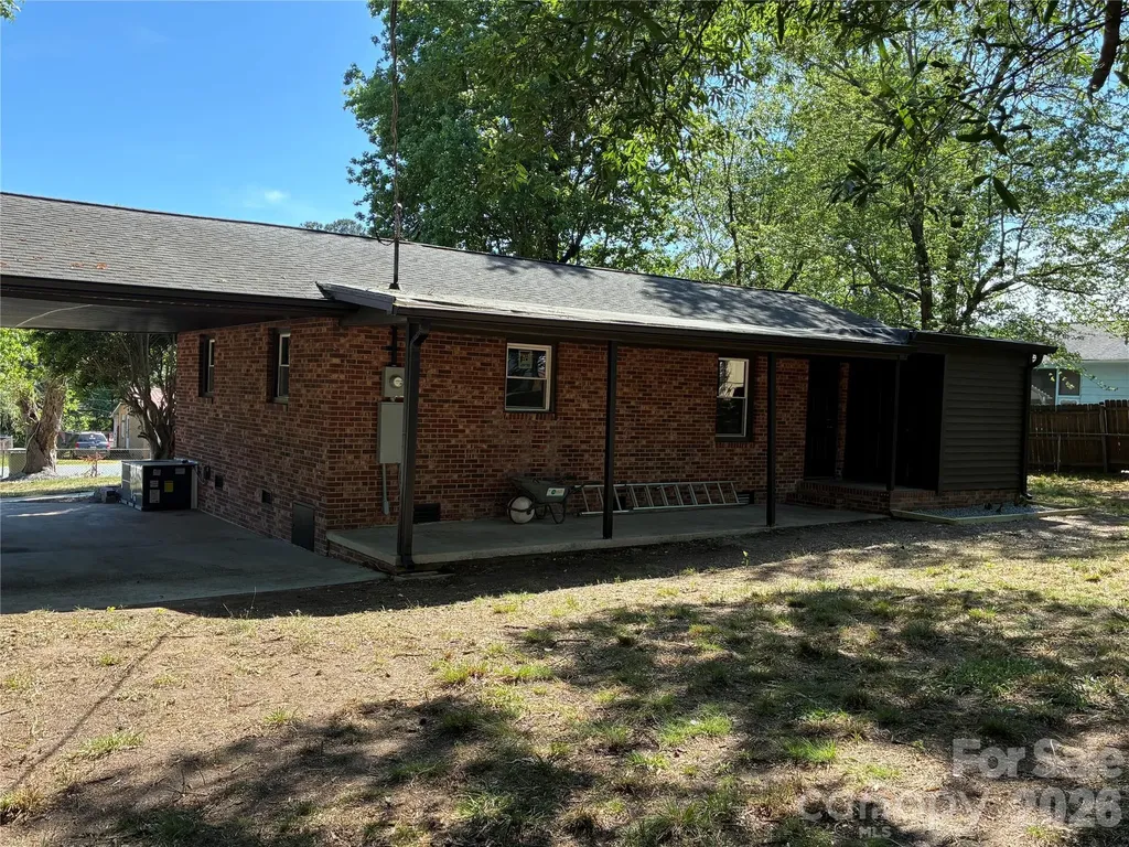 103 Sunset Lane Bessemer City NC 28016