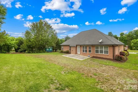 328 River Birch Circle Mooresville NC 28115