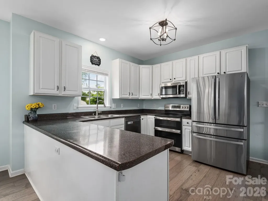 288 Walnut Crest Road Fletcher NC 28732