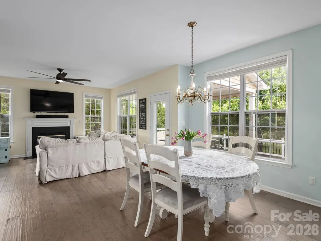288 Walnut Crest Road Fletcher NC 28732