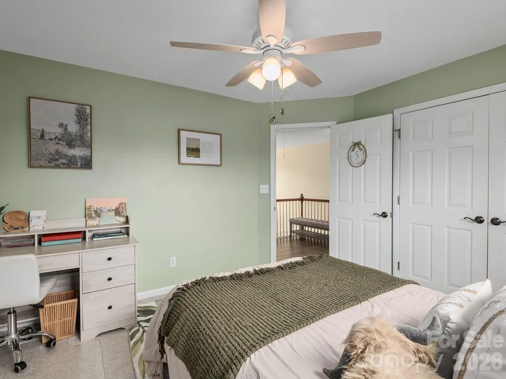 288 Walnut Crest Road Fletcher NC 28732