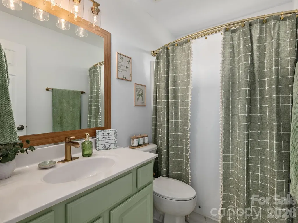 288 Walnut Crest Road Fletcher NC 28732