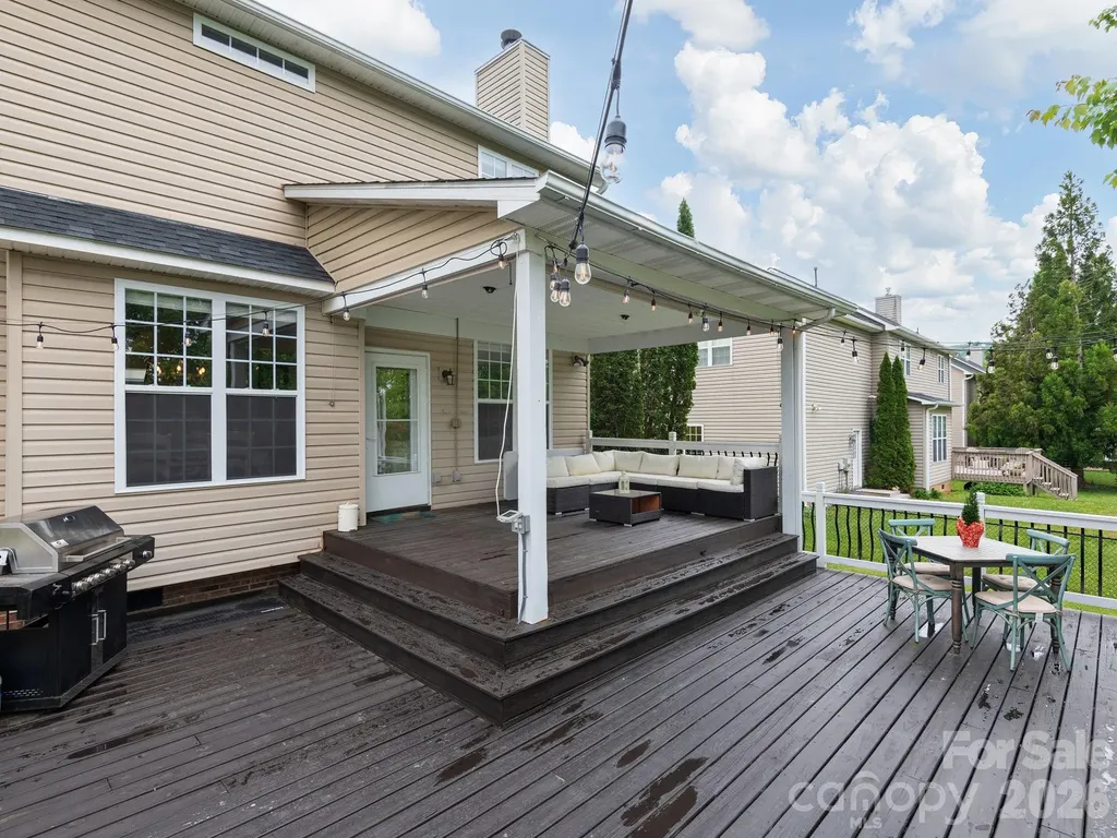 288 Walnut Crest Road Fletcher NC 28732