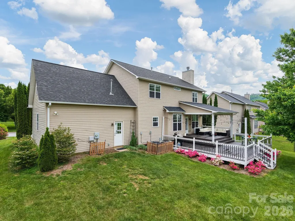 288 Walnut Crest Road Fletcher NC 28732
