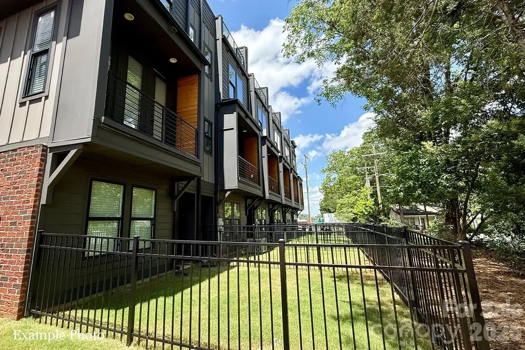 2140 Ford View Lane Charlotte NC 28206