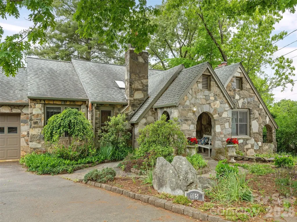 115 Oakland Road Asheville NC 28801