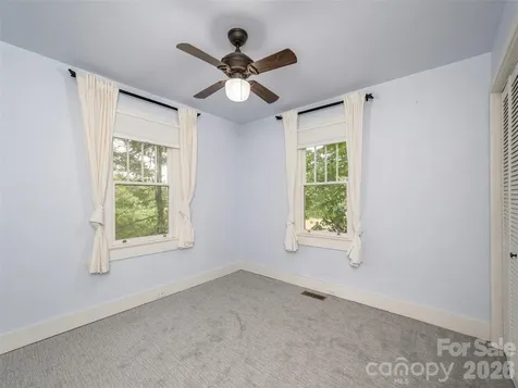 115 Oakland Road Asheville NC 28801