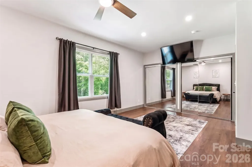 305 Robinson Avenue Mount Holly NC 28120