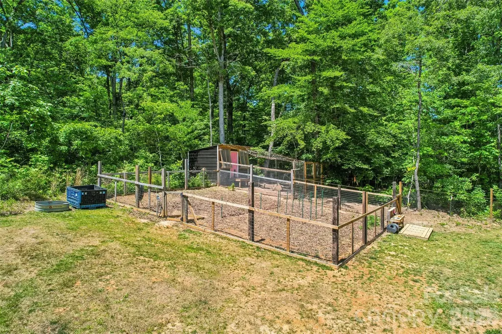305 Robinson Avenue Mount Holly NC 28120