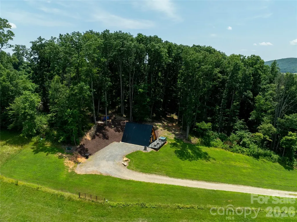 2320 Swan Creek Road Jonesville NC 28642