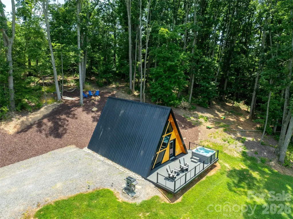 2320 Swan Creek Road Jonesville NC 28642