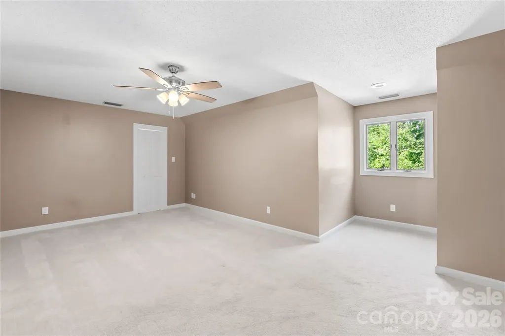 536 Innisbrook Drive Statesville NC 28625