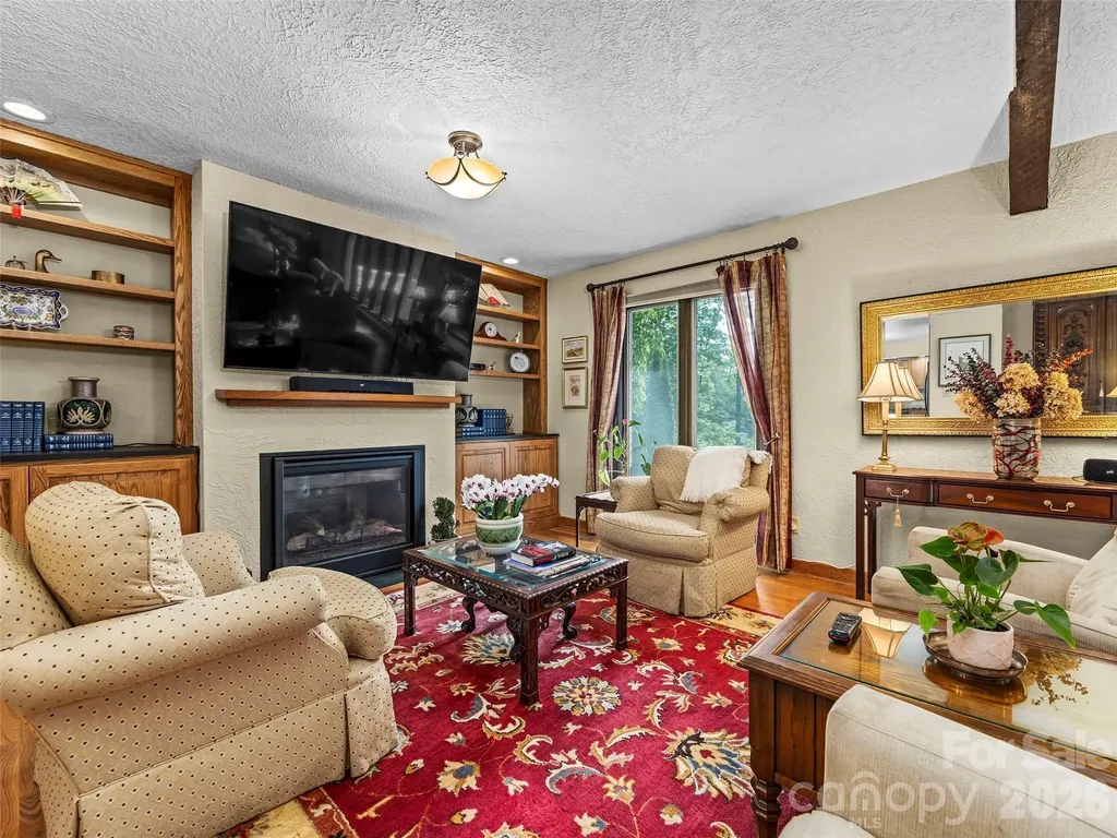 69 Forest Road Asheville NC 28803