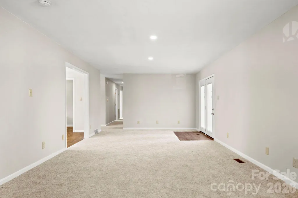 322 Holland Circle Statesville NC 28677