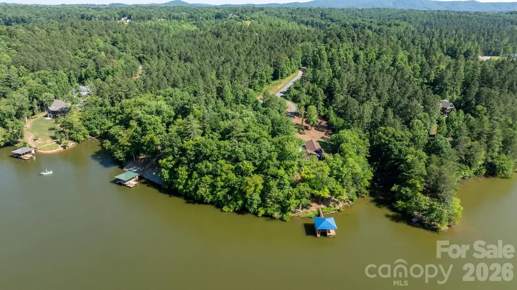 2259 Island View Lane Connelly Springs NC 28612