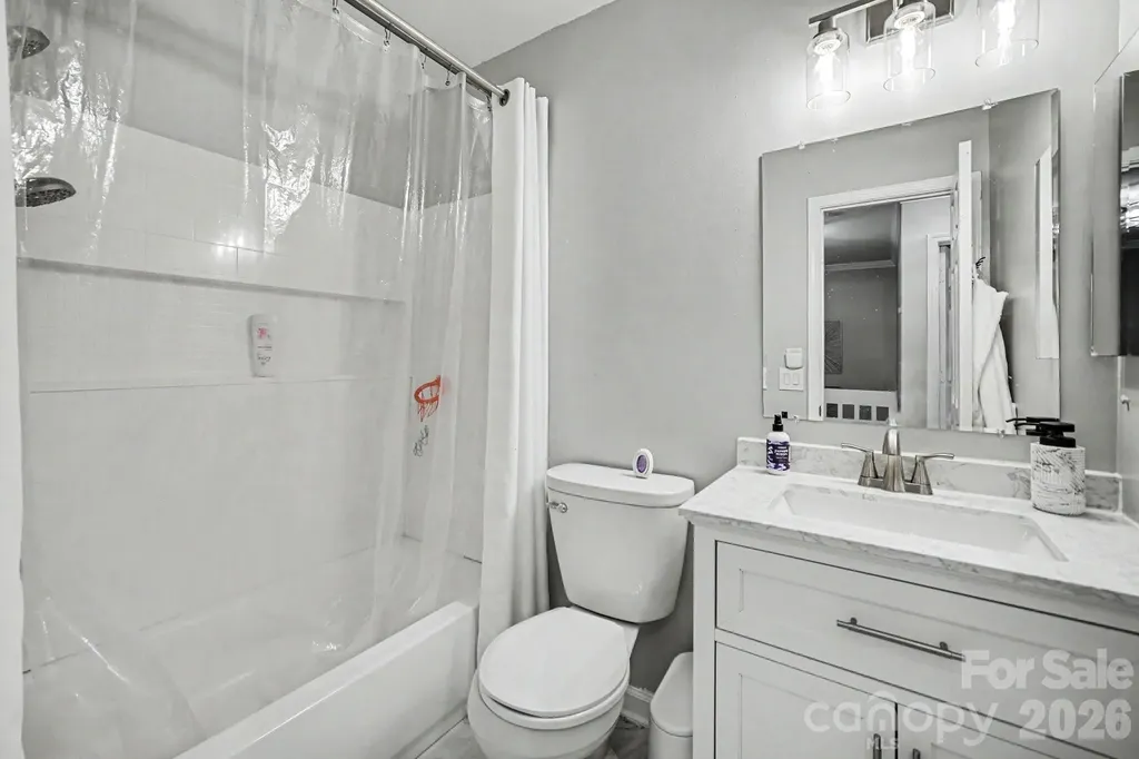5909 Cougar Lane Charlotte NC 28269