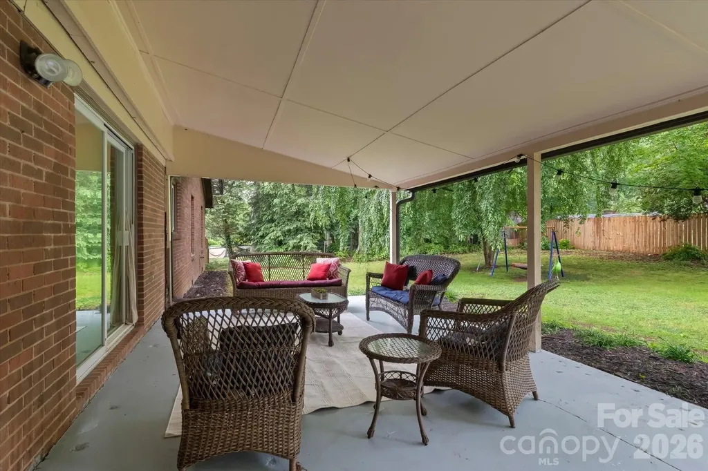 300 Brookmeade Drive Statesville NC 28625