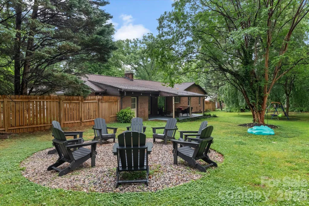 300 Brookmeade Drive Statesville NC 28625