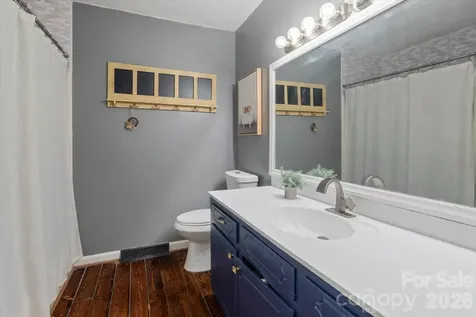 300 Brookmeade Drive Statesville NC 28625