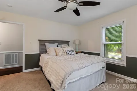 300 Brookmeade Drive Statesville NC 28625