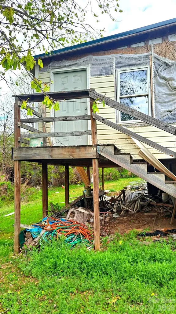 214 Sunset Street NW Lenoir NC 28645