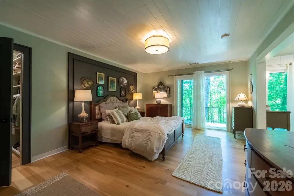 77 Oakwood Lane Sylva NC 28779