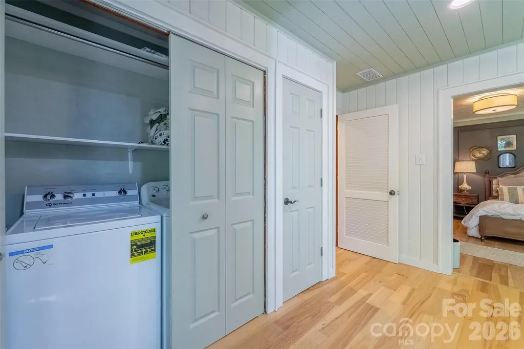 77 Oakwood Lane Sylva NC 28779